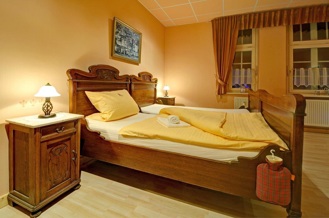 Hotel Villa Wirtshaus Koepenick ホーフガイスマル エクステリア 写真